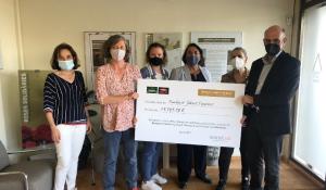 Els clients de Bonpreu i Esclat donen 49.989 € a la Fundació Jubert Figueras